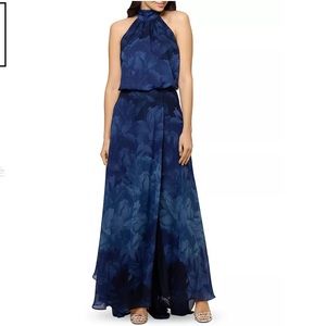 Aqua chiffon print gown. Size 0 (fits a size 2)